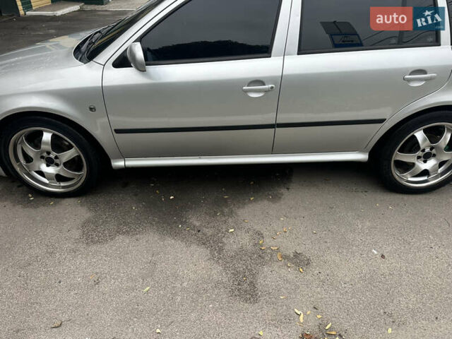 Серый Шкода Октавия, объемом двигателя 1.8 л и пробегом 175 тыс. км за 5600 $, фото 10 на Automoto.ua