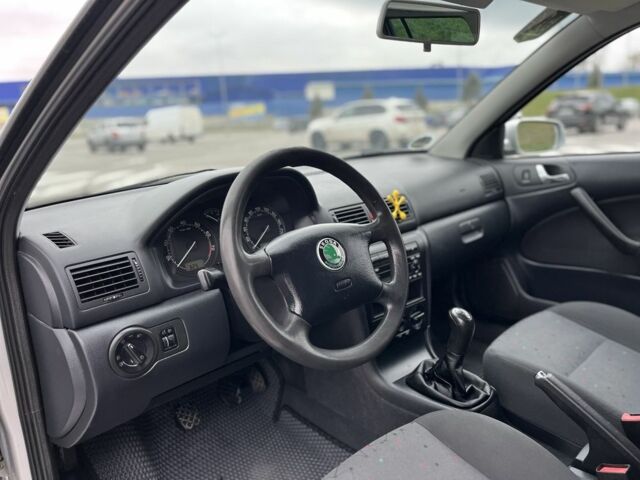 Серый Шкода Октавия, объемом двигателя 1.6 л и пробегом 236 тыс. км за 4300 $, фото 11 на Automoto.ua