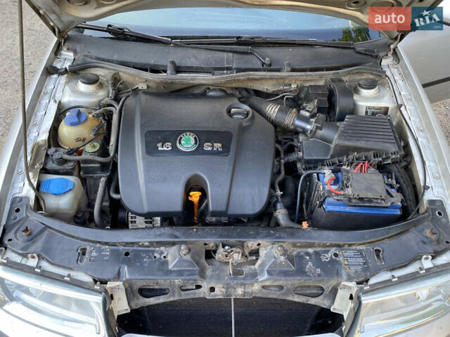 Серый Шкода Октавия, объемом двигателя 1.6 л и пробегом 232 тыс. км за 4250 $, фото 43 на Automoto.ua