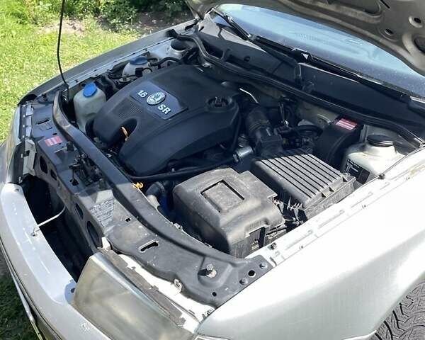 Серый Шкода Октавия, объемом двигателя 1.6 л и пробегом 350 тыс. км за 3700 $, фото 8 на Automoto.ua