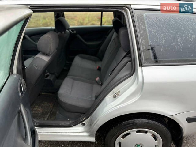 Серый Шкода Октавия, объемом двигателя 1.9 л и пробегом 300 тыс. км за 2250 $, фото 11 на Automoto.ua