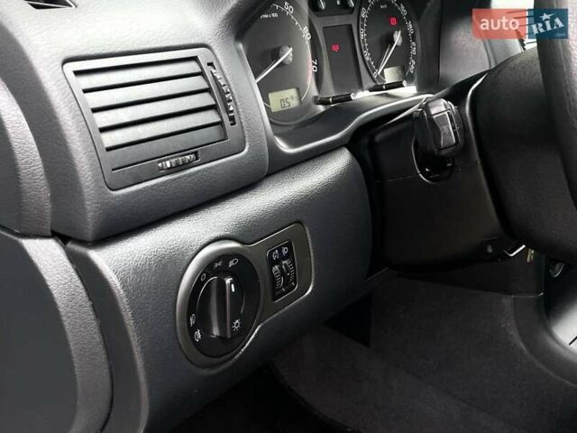 Серый Шкода Октавия, объемом двигателя 1.6 л и пробегом 174 тыс. км за 5399 $, фото 33 на Automoto.ua