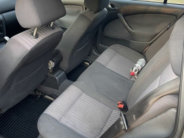 Серый Шкода Октавия, объемом двигателя 1.9 л и пробегом 342 тыс. км за 2350 $, фото 4 на Automoto.ua