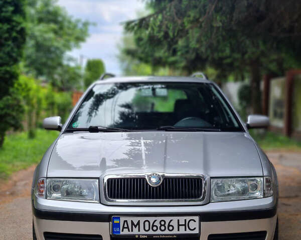 Серый Шкода Октавия, объемом двигателя 1.6 л и пробегом 232 тыс. км за 4250 $, фото 8 на Automoto.ua