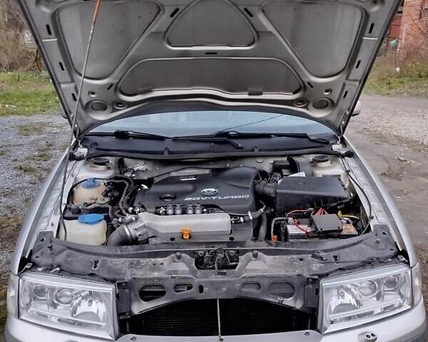 Серый Шкода Октавия, объемом двигателя 1.78 л и пробегом 267 тыс. км за 5200 $, фото 17 на Automoto.ua