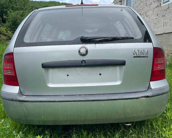 Сірий Шкода Октавія, об'ємом двигуна 1.6 л та пробігом 160 тис. км за 2000 $, фото 1 на Automoto.ua