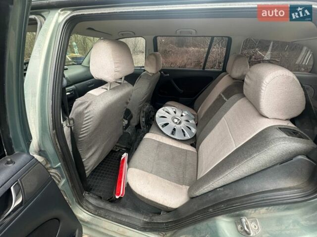 Серый Шкода Октавия, объемом двигателя 1.6 л и пробегом 273 тыс. км за 1600 $, фото 19 на Automoto.ua