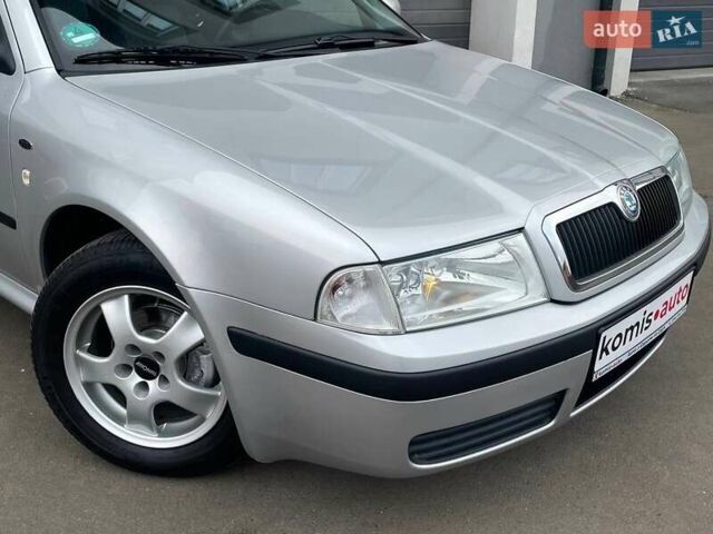 Серый Шкода Октавия, объемом двигателя 1.6 л и пробегом 174 тыс. км за 5399 $, фото 5 на Automoto.ua