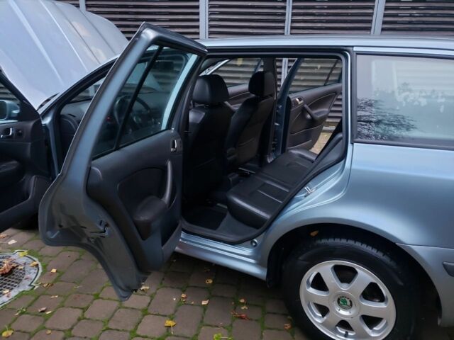 Сірий Шкода Октавія, об'ємом двигуна 2 л та пробігом 248 тис. км за 5500 $, фото 8 на Automoto.ua