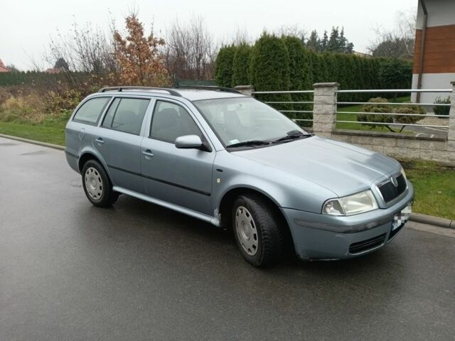 Сірий Шкода Октавія, об'ємом двигуна 0 л та пробігом 350 тис. км за 2300 $, фото 1 на Automoto.ua