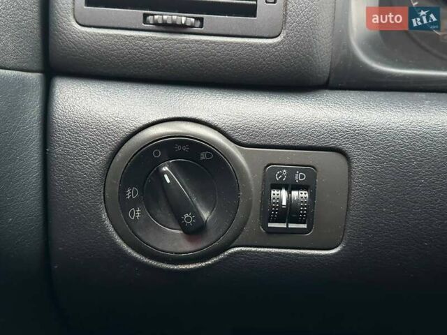 Сірий Шкода Октавія, об'ємом двигуна 1.9 л та пробігом 347 тис. км за 4690 $, фото 16 на Automoto.ua