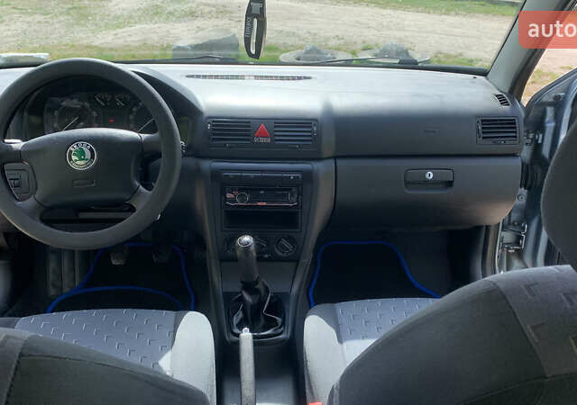 Серый Шкода Октавия, объемом двигателя 1.6 л и пробегом 285 тыс. км за 4550 $, фото 20 на Automoto.ua