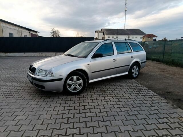 Серый Шкода Октавия, объемом двигателя 2 л и пробегом 250 тыс. км за 3000 $, фото 3 на Automoto.ua