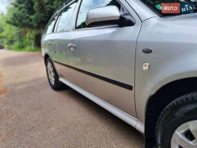 Серый Шкода Октавия, объемом двигателя 1.6 л и пробегом 232 тыс. км за 4250 $, фото 10 на Automoto.ua