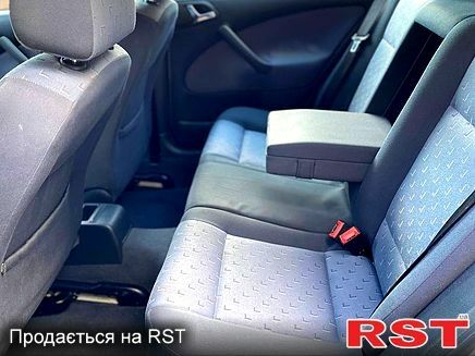Серый Шкода Октавия, объемом двигателя 1.6 л и пробегом 232 тыс. км за 4399 $, фото 6 на Automoto.ua