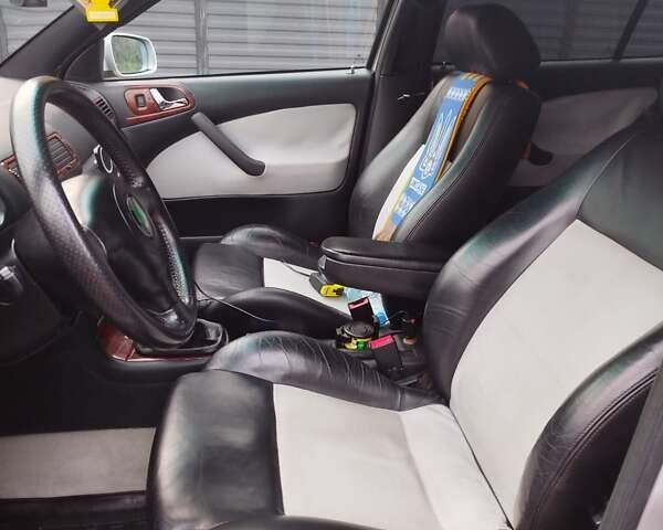 Серый Шкода Октавия, объемом двигателя 1.78 л и пробегом 267 тыс. км за 5200 $, фото 9 на Automoto.ua