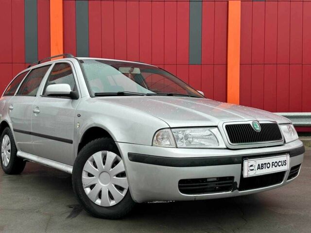 Серый Шкода Октавия, объемом двигателя 0 л и пробегом 347 тыс. км за 4690 $, фото 1 на Automoto.ua