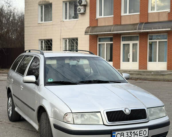 Серый Шкода Октавия, объемом двигателя 2 л и пробегом 300 тыс. км за 3999 $, фото 2 на Automoto.ua