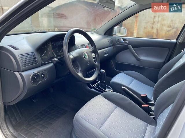 Серый Шкода Октавия, объемом двигателя 1.6 л и пробегом 232 тыс. км за 4250 $, фото 13 на Automoto.ua