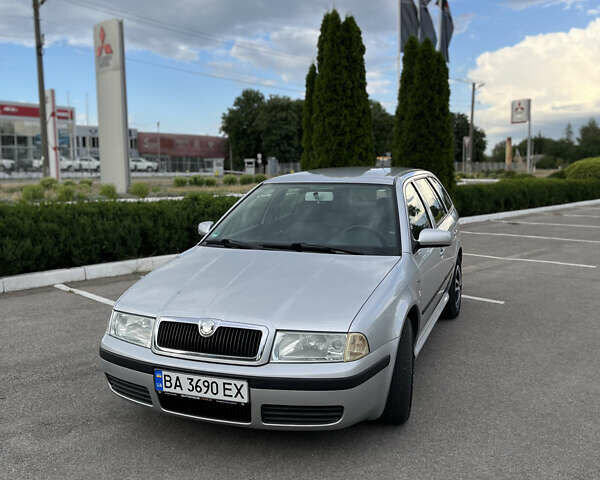 Серый Шкода Октавия, объемом двигателя 1.6 л и пробегом 282 тыс. км за 5300 $, фото 2 на Automoto.ua