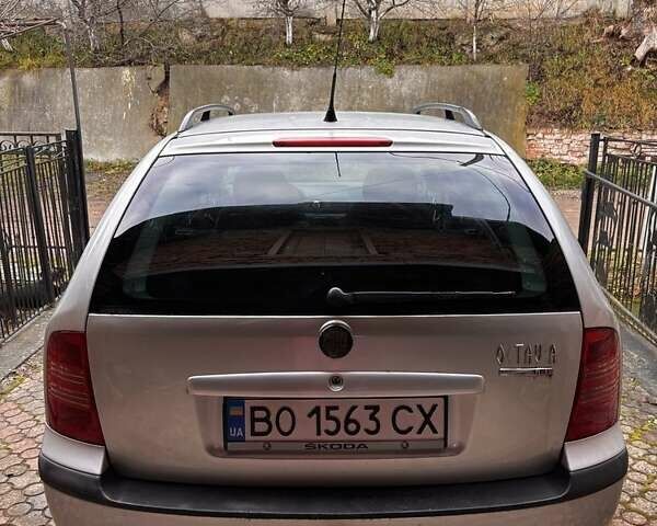 Сірий Шкода Октавія, об'ємом двигуна 1.6 л та пробігом 259 тис. км за 4000 $, фото 3 на Automoto.ua