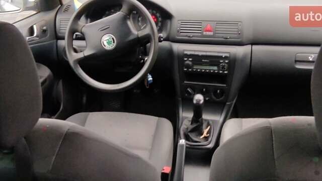 Серый Шкода Октавия, объемом двигателя 1.6 л и пробегом 220 тыс. км за 4350 $, фото 7 на Automoto.ua