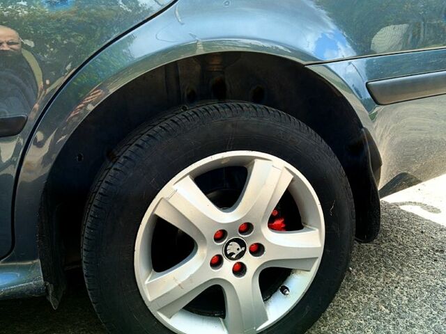 Сірий Шкода Октавія, об'ємом двигуна 1.8 л та пробігом 317 тис. км за 6300 $, фото 12 на Automoto.ua