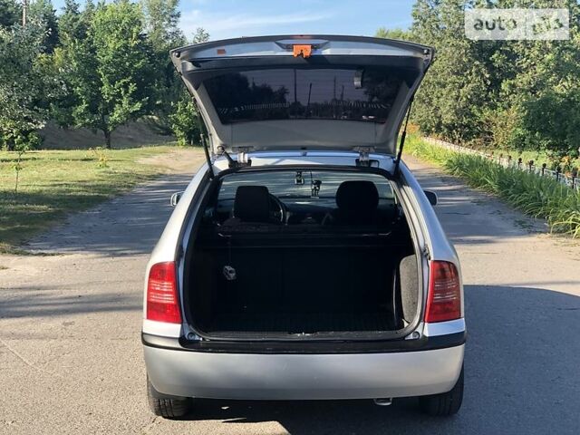 Сірий Шкода Октавія, об'ємом двигуна 1.9 л та пробігом 394 тис. км за 5200 $, фото 2 на Automoto.ua