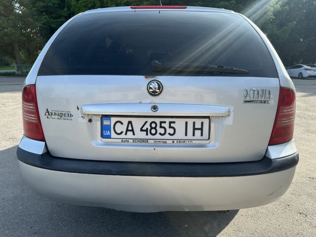 Серый Шкода Октавия, объемом двигателя 1.6 л и пробегом 252 тыс. км за 4300 $, фото 5 на Automoto.ua