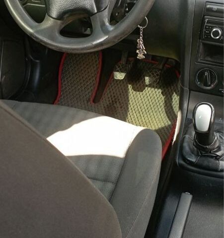 Серый Шкода Октавия, объемом двигателя 1.9 л и пробегом 316 тыс. км за 4200 $, фото 7 на Automoto.ua