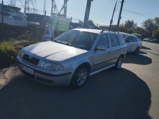 Серый Шкода Октавия, объемом двигателя 2 л и пробегом 365 тыс. км за 3850 $, фото 9 на Automoto.ua