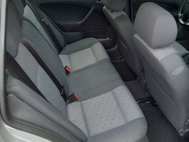 Серый Шкода Октавия, объемом двигателя 0 л и пробегом 220 тыс. км за 4000 $, фото 10 на Automoto.ua