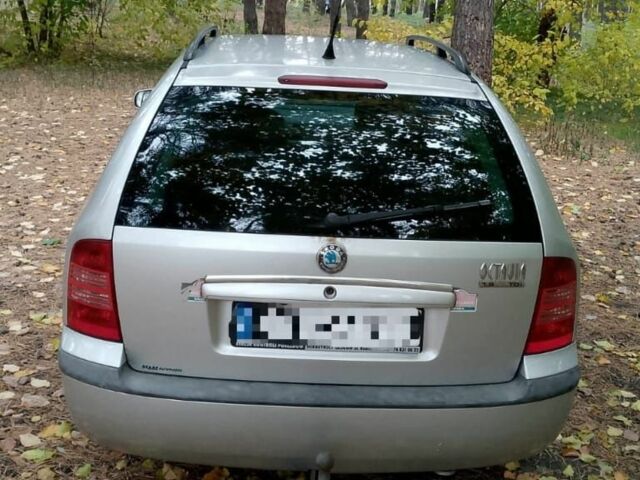 Серый Шкода Октавия, объемом двигателя 0 л и пробегом 318 тыс. км за 2300 $, фото 4 на Automoto.ua