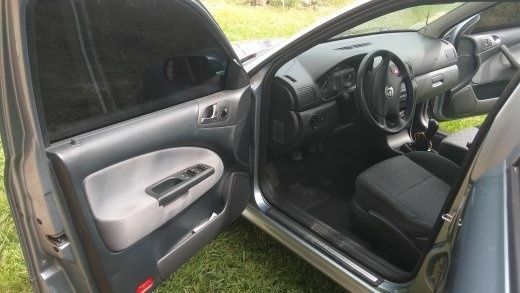 Серый Шкода Октавия, объемом двигателя 1.6 л и пробегом 194 тыс. км за 4000 $, фото 7 на Automoto.ua