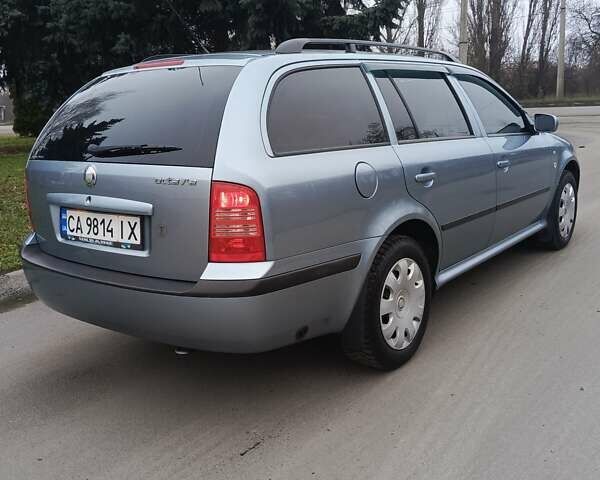Серый Шкода Октавия, объемом двигателя 1.6 л и пробегом 273 тыс. км за 4900 $, фото 4 на Automoto.ua