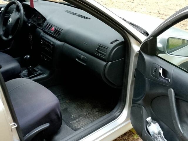 Серый Шкода Октавия, объемом двигателя 0 л и пробегом 318 тыс. км за 2300 $, фото 7 на Automoto.ua