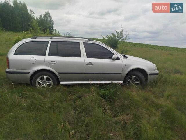 Серый Шкода Октавия, объемом двигателя 1.6 л и пробегом 197 тыс. км за 5550 $, фото 11 на Automoto.ua