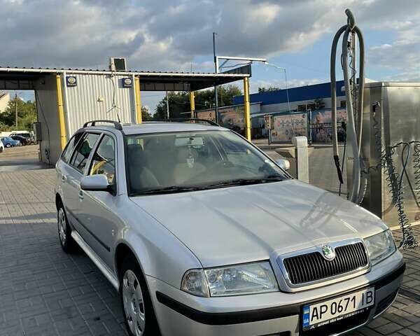 Серый Шкода Октавия, объемом двигателя 1.6 л и пробегом 189 тыс. км за 5800 $, фото 2 на Automoto.ua