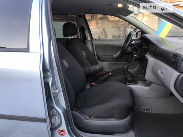 Серый Шкода Октавия, объемом двигателя 1.6 л и пробегом 305 тыс. км за 4299 $, фото 16 на Automoto.ua