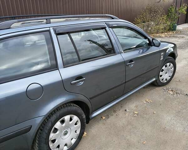 Серый Шкода Октавия, объемом двигателя 1.98 л и пробегом 235 тыс. км за 4900 $, фото 24 на Automoto.ua