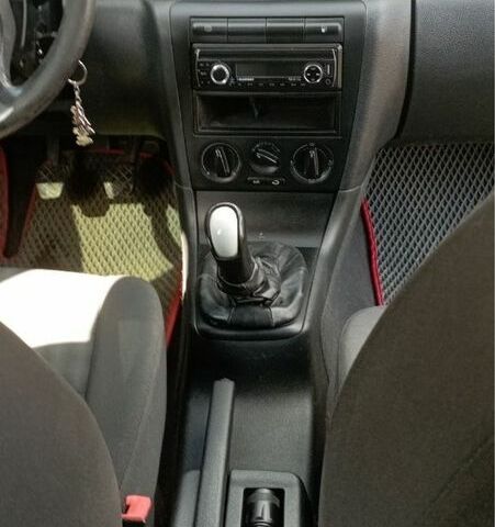 Серый Шкода Октавия, объемом двигателя 1.9 л и пробегом 316 тыс. км за 4200 $, фото 5 на Automoto.ua