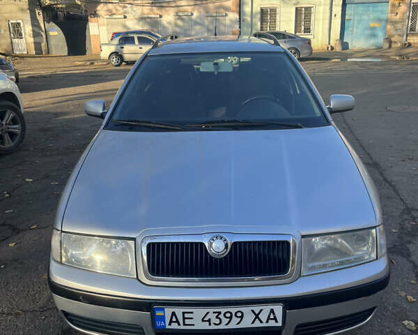 Серый Шкода Октавия, объемом двигателя 1.9 л и пробегом 375 тыс. км за 6500 $, фото 4 на Automoto.ua