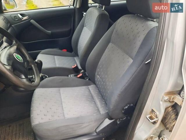 Сірий Шкода Октавія, об'ємом двигуна 1.6 л та пробігом 202 тис. км за 4850 $, фото 39 на Automoto.ua