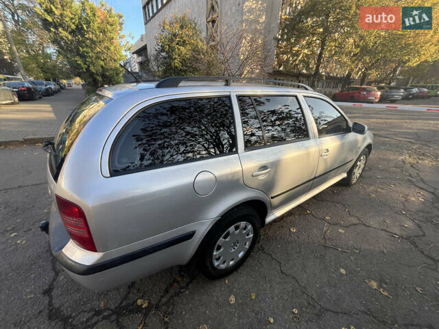 Серый Шкода Октавия, объемом двигателя 1.9 л и пробегом 375 тыс. км за 6500 $, фото 2 на Automoto.ua