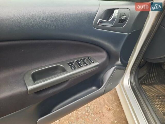 Сірий Шкода Октавія, об'ємом двигуна 1.6 л та пробігом 202 тис. км за 4850 $, фото 81 на Automoto.ua