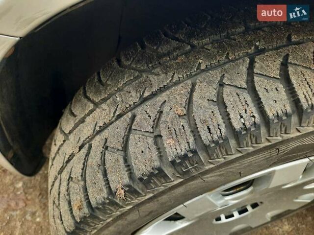 Сірий Шкода Октавія, об'ємом двигуна 1.6 л та пробігом 202 тис. км за 4850 $, фото 86 на Automoto.ua