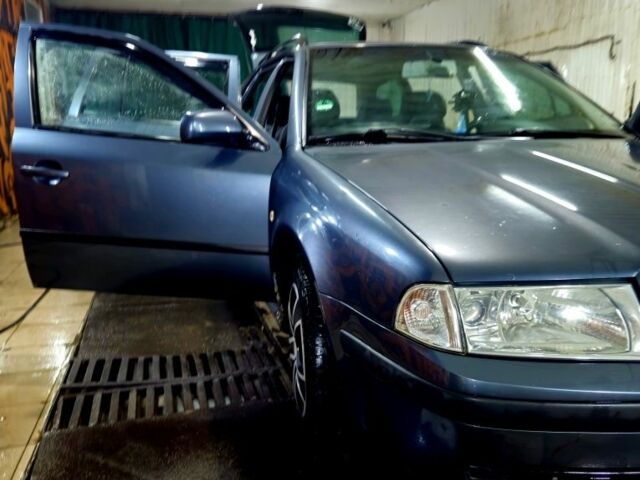 Серый Шкода Октавия, объемом двигателя 2 л и пробегом 221 тыс. км за 4500 $, фото 12 на Automoto.ua