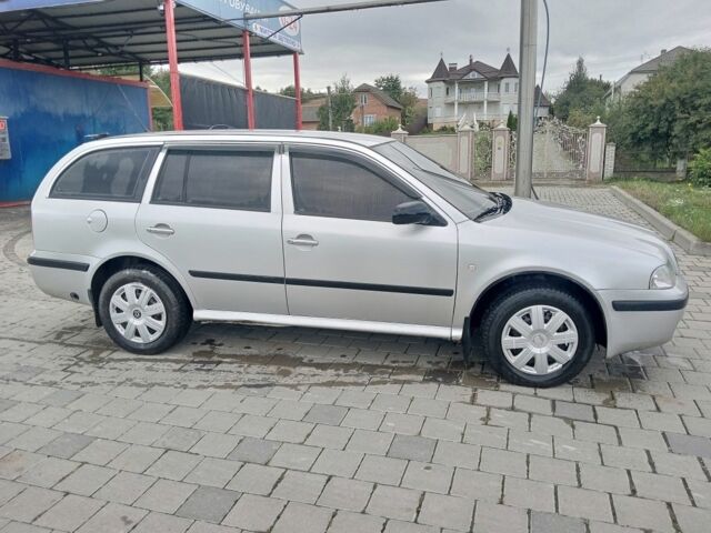 Серый Шкода Октавия, объемом двигателя 1.6 л и пробегом 200 тыс. км за 3500 $, фото 2 на Automoto.ua