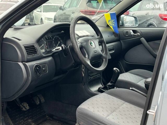 Сірий Шкода Октавія, об'ємом двигуна 1.6 л та пробігом 436 тис. км за 4290 $, фото 12 на Automoto.ua