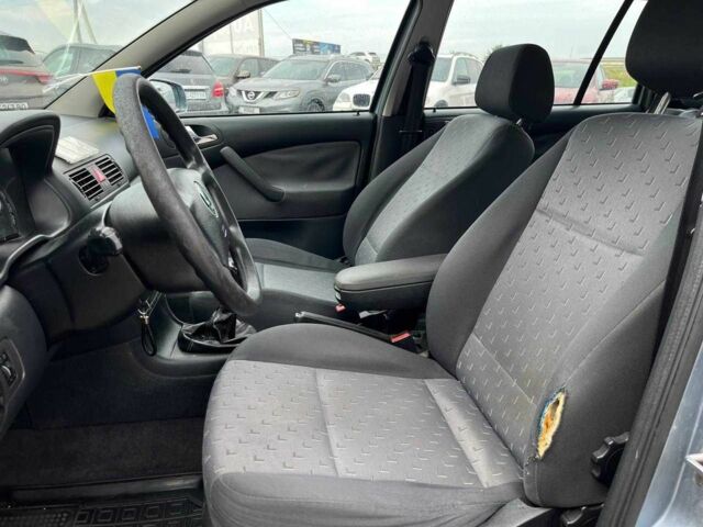 Серый Шкода Октавия, объемом двигателя 1.6 л и пробегом 436 тыс. км за 3340 $, фото 12 на Automoto.ua